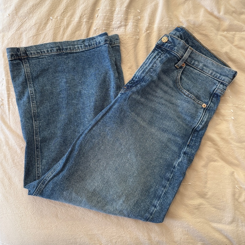 GAP High Rise Stride Ankle Jeans